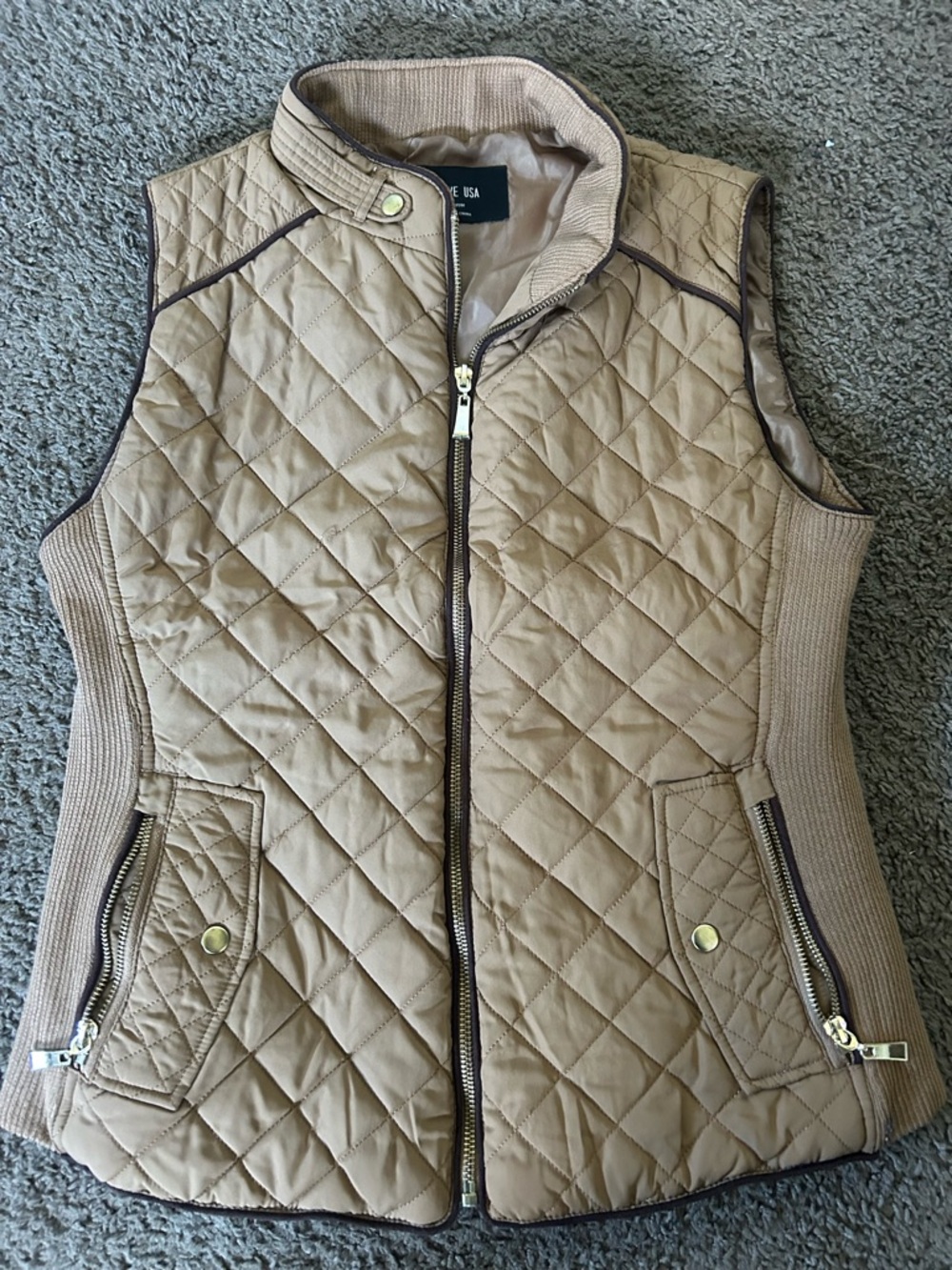 Active USA Quilted Vest in Tan with Ribbed Side Panels